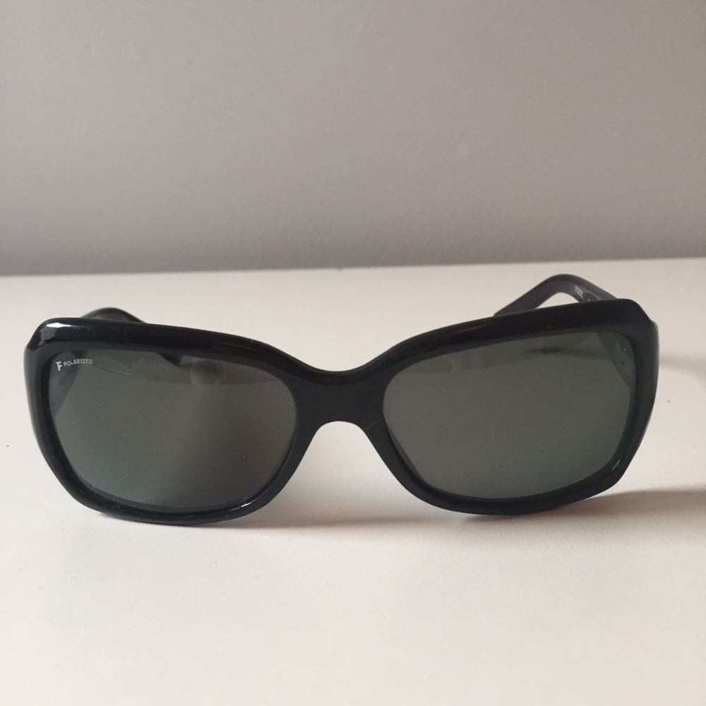 Fossil Polarized Oversized Black Sunglasses